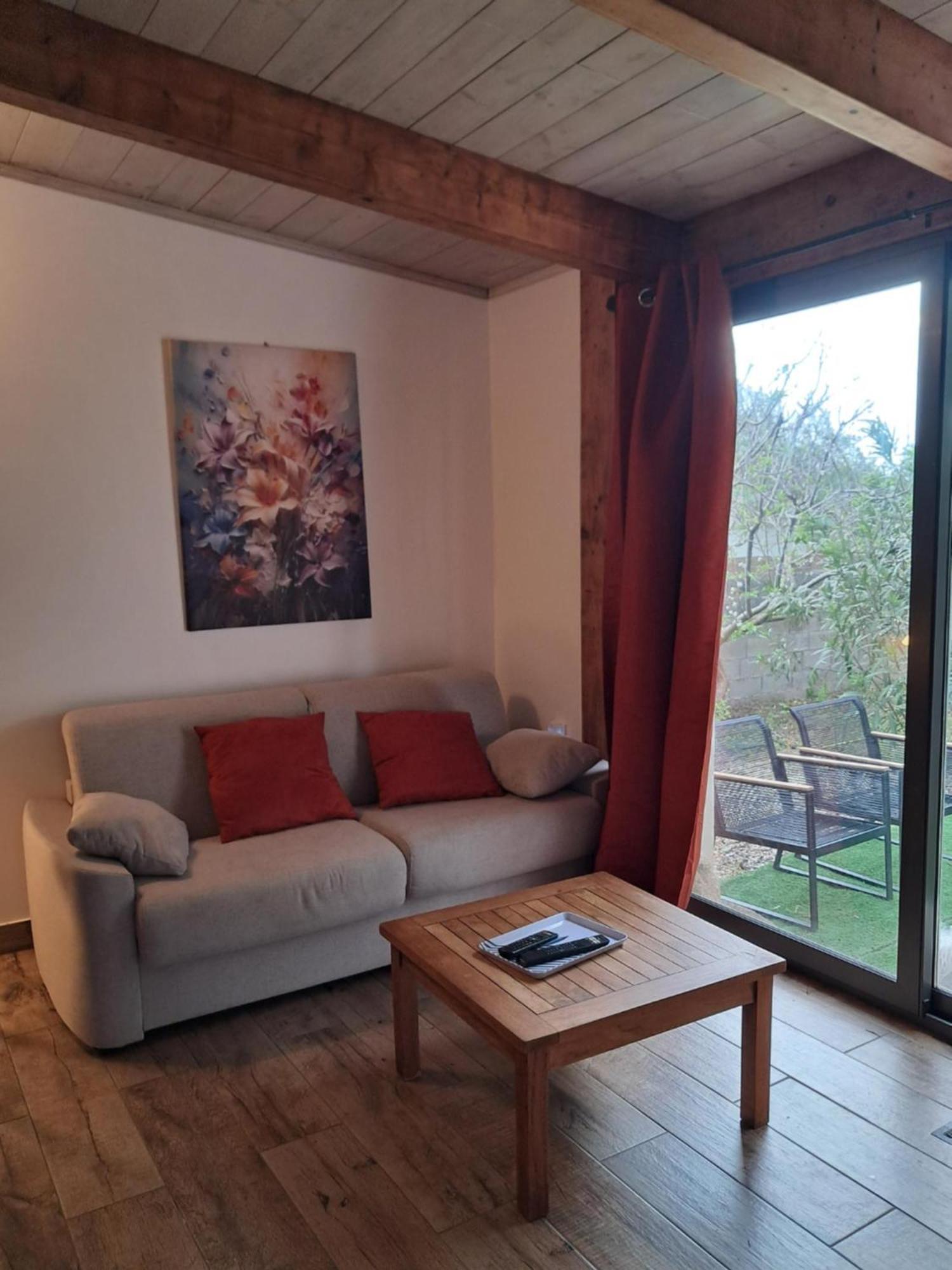 Mini Villa Giuseppina Bonifacio  Buitenkant foto